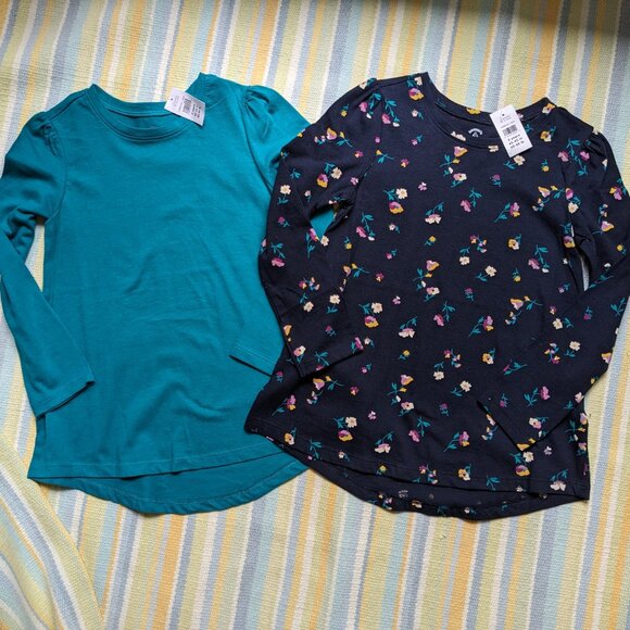 ⭐ NEW NWT 2 GAP Long Sleeve tops 5T - Picture 1 of 7
